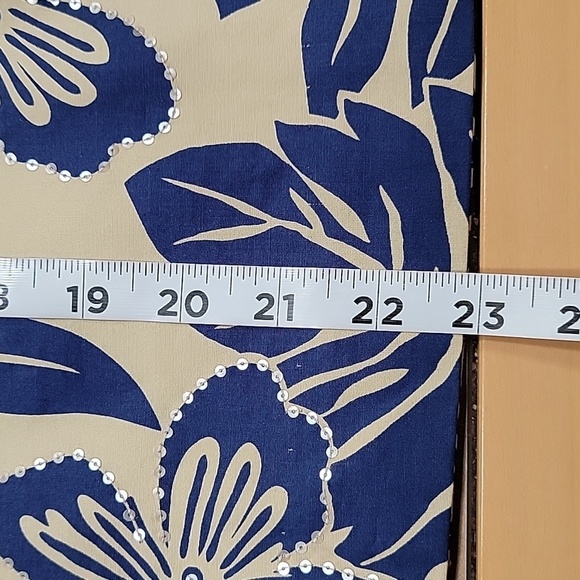 Talbots Size 15 Stretch Tan With Blue Tropical Floral Pattern Sequin Skirt - Picture 7 of 11